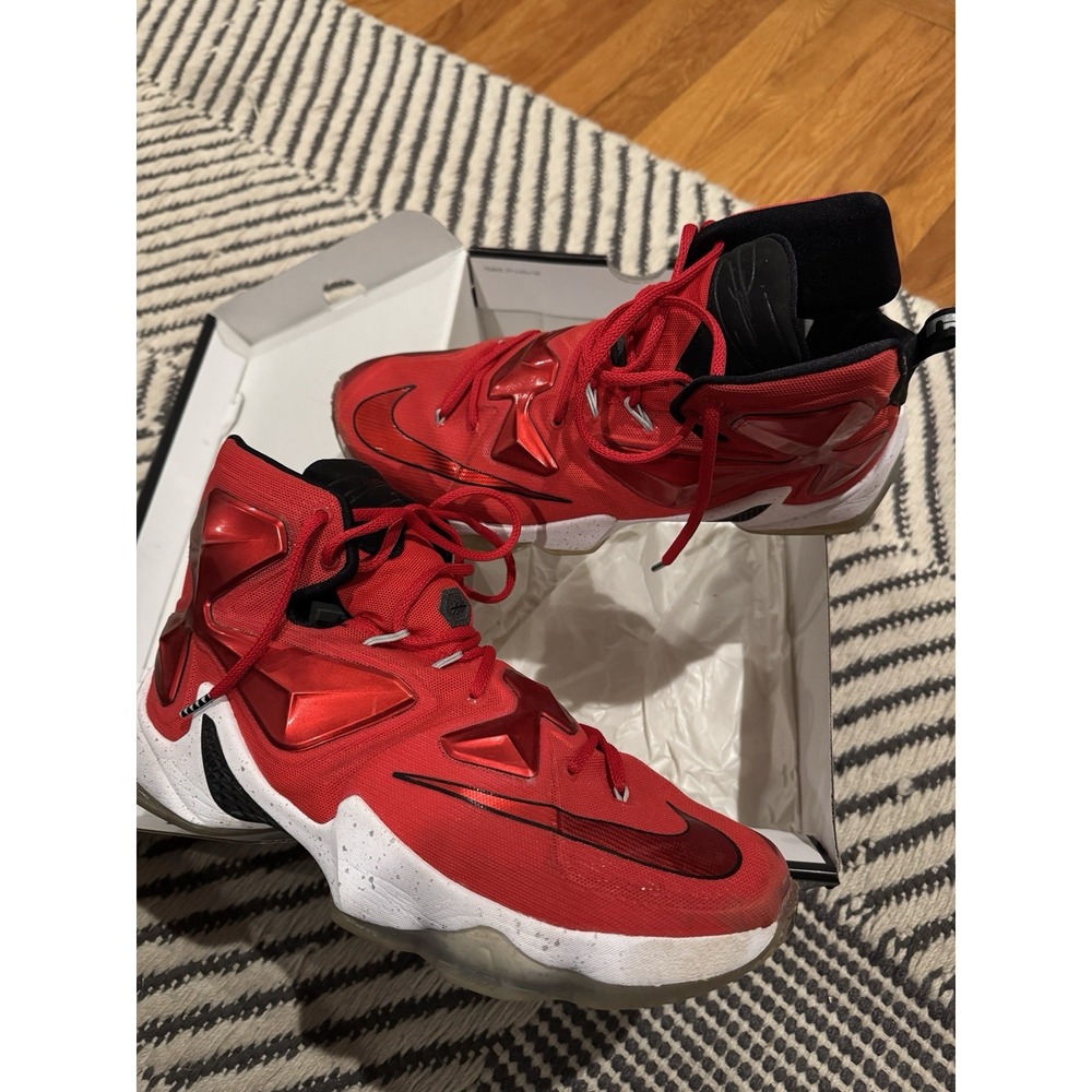 Nike LeBron XIII - size 11.5 - 13 - Lakers Red Heat